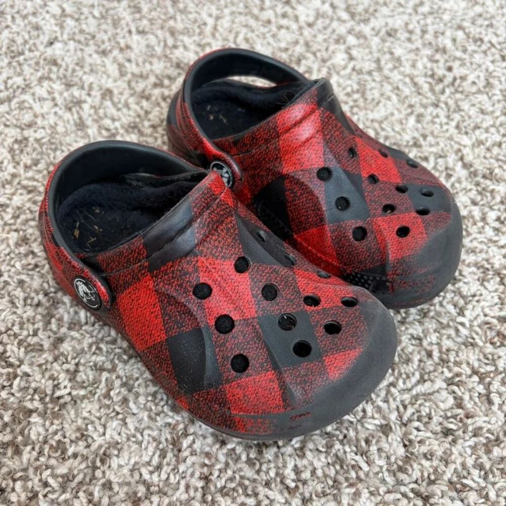 Size 8 / Toddler Girl Lined Crocs